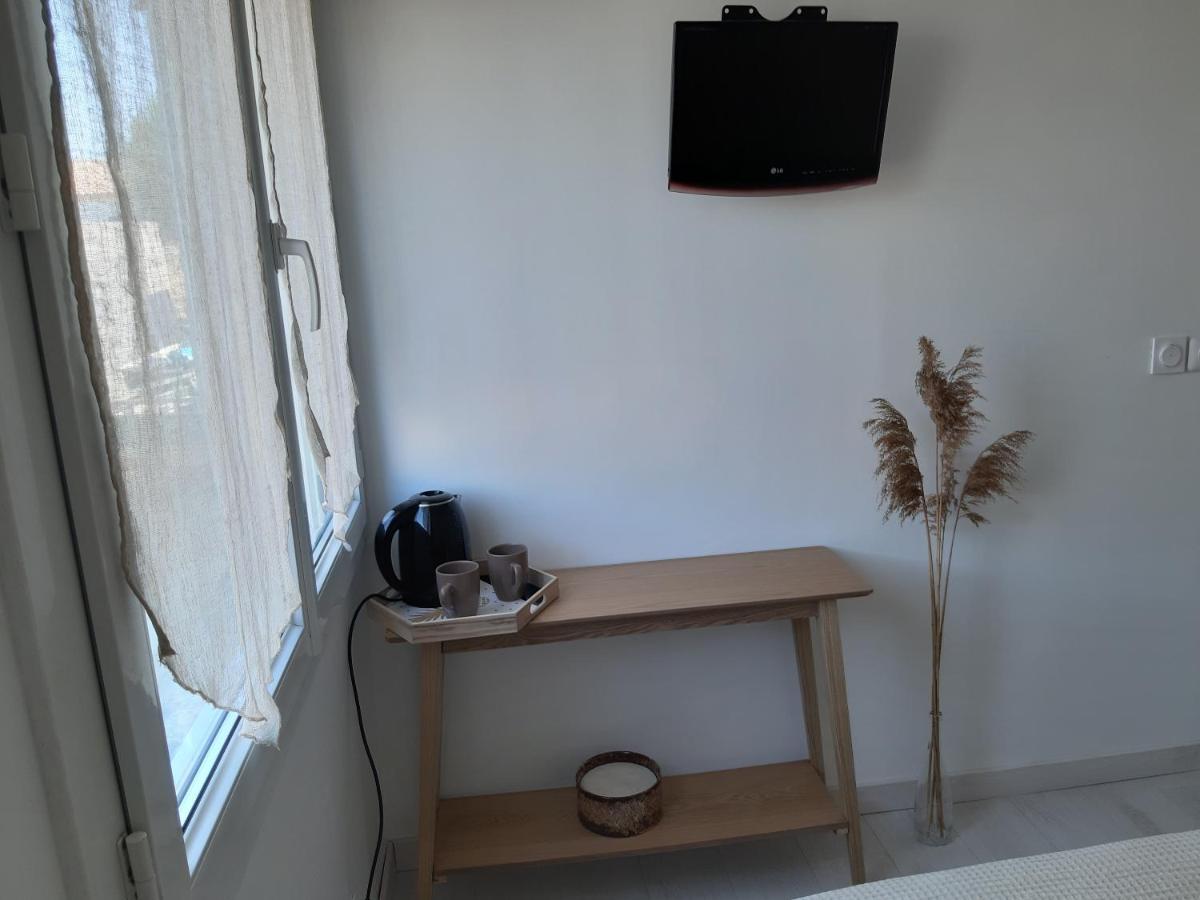 La Casita Serignanaise - Apt T2 - Clim - Jardin Acomodação com café da manhã Exterior foto